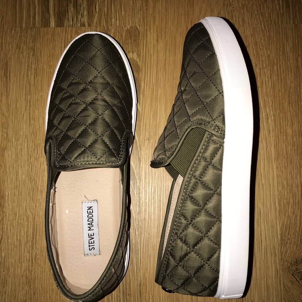 Steve Madden Slip Ons Sneakers